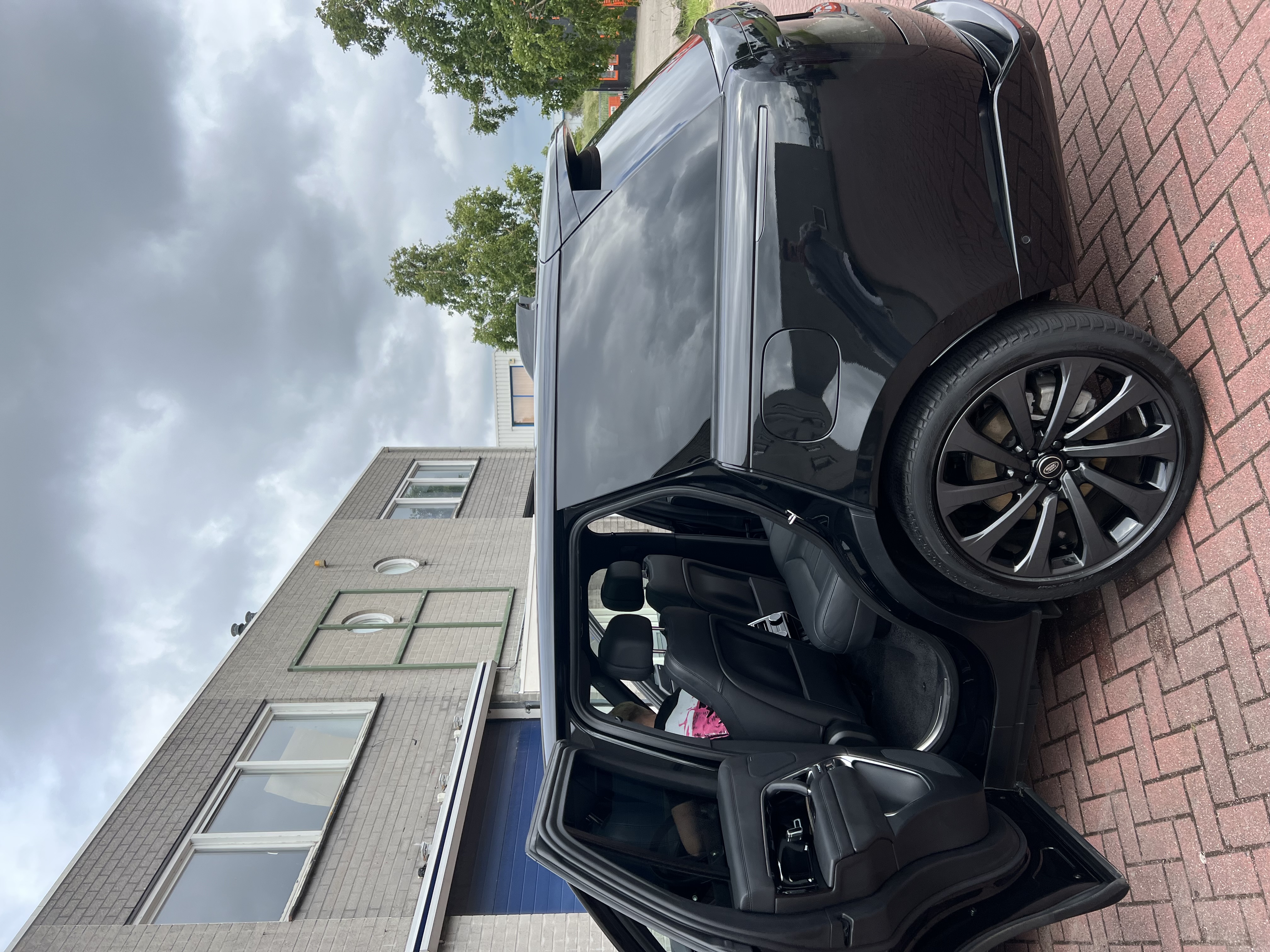 Open Range Rover interieur na detailbehandeling